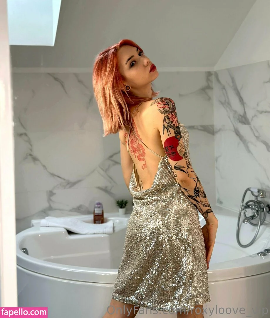 mayberoxy / roxyloove_vip Onlyfans Photo Gallery 