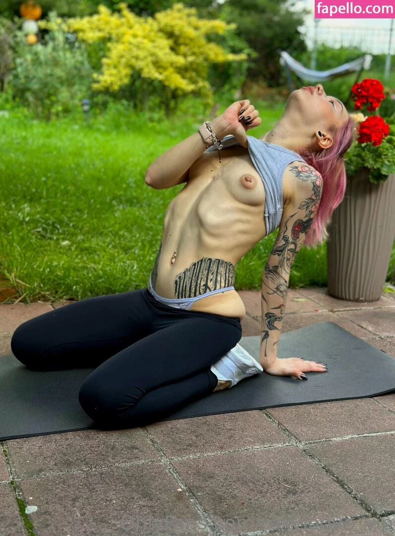 mayberoxy / roxyloove_vip Onlyfans Photo Gallery 