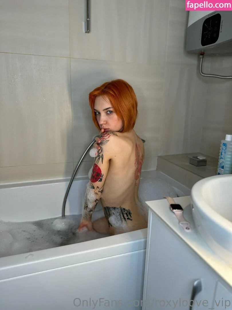 mayberoxy / roxyloove_vip Onlyfans Photo Gallery 