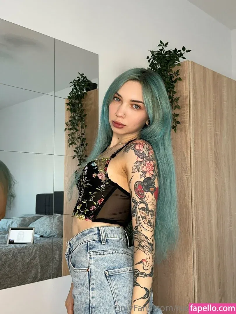 mayberoxy / roxyloove_vip Onlyfans Photo Gallery 