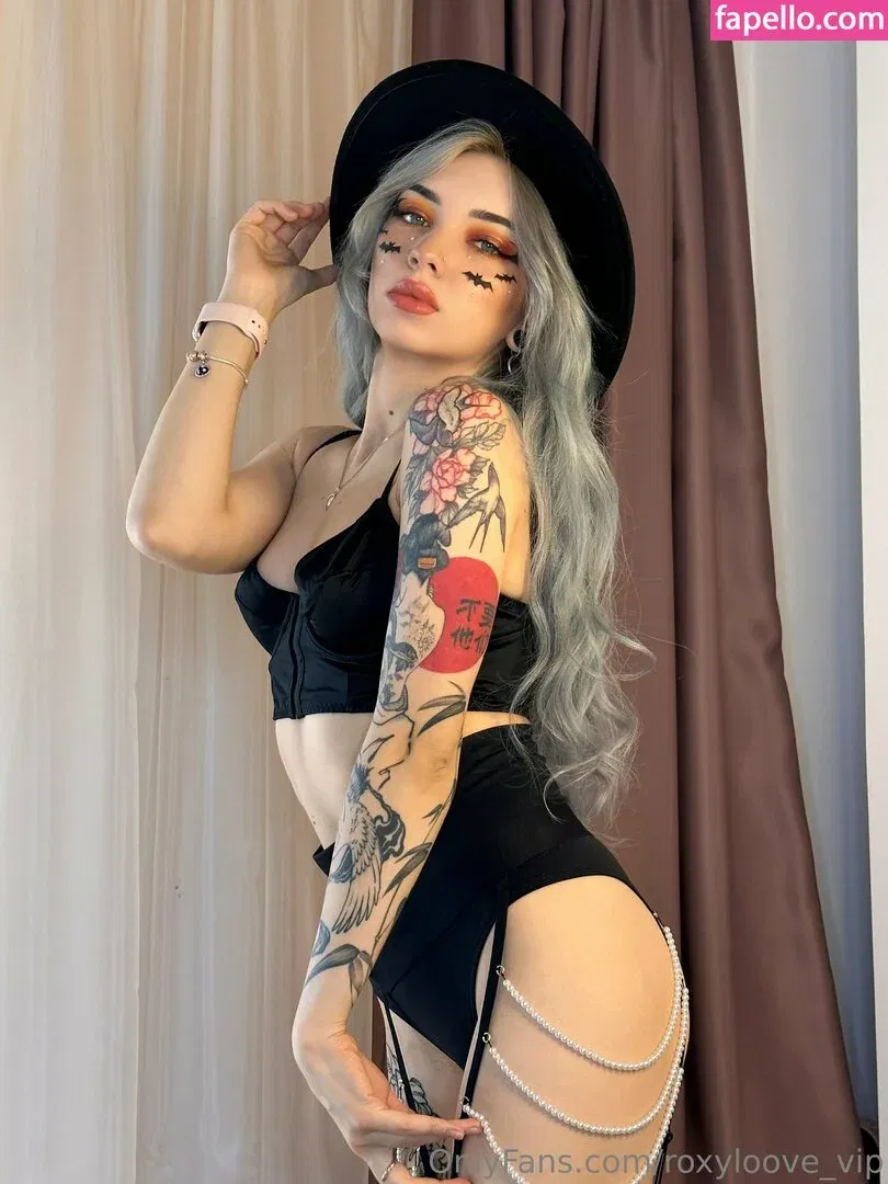 mayberoxy / roxyloove_vip Onlyfans Photo Gallery 