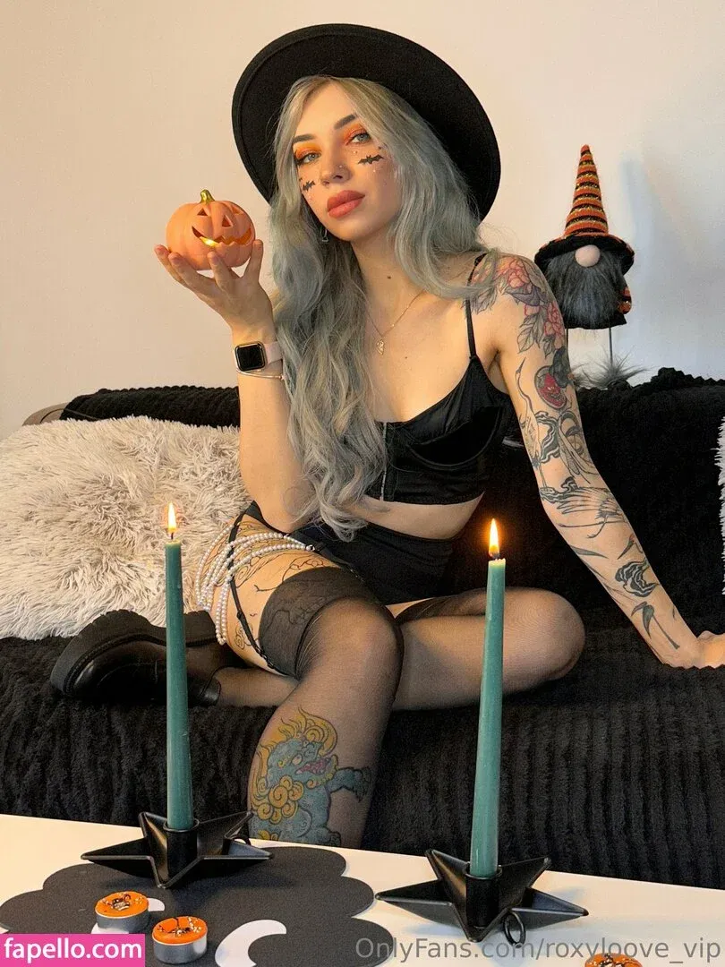 mayberoxy / roxyloove_vip Onlyfans Photo Gallery 