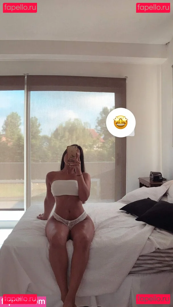 Chanel Snow Onlyfans Photo Gallery 