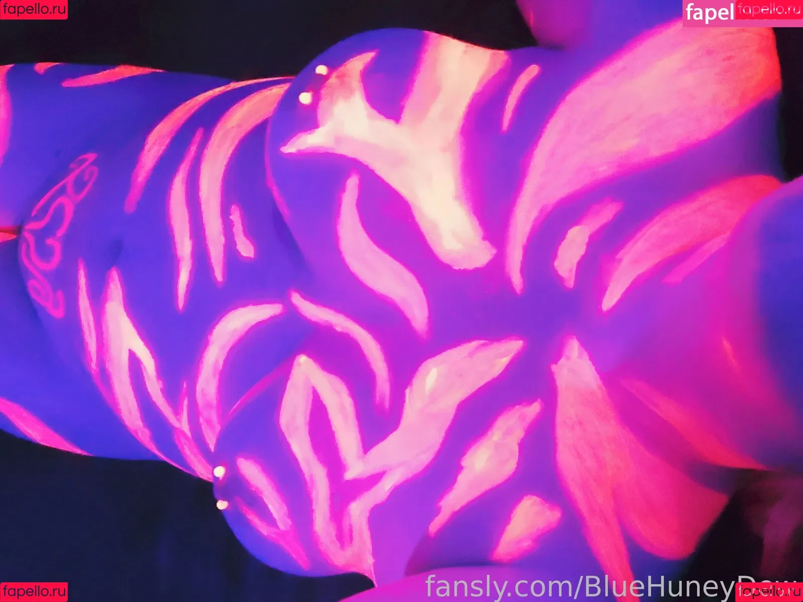 BlueHuneyDew / bluehunnitss_ Onlyfans Photo Gallery 
