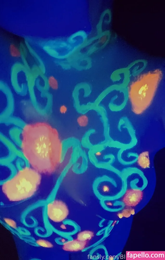 BlueHuneyDew / bluehunnitss_ Onlyfans Photo Gallery 