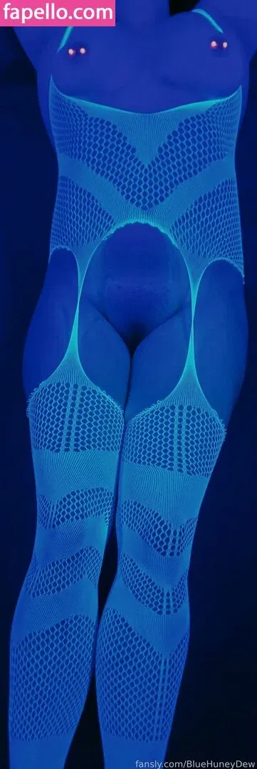 BlueHuneyDew / bluehunnitss_ Onlyfans Photo Gallery 
