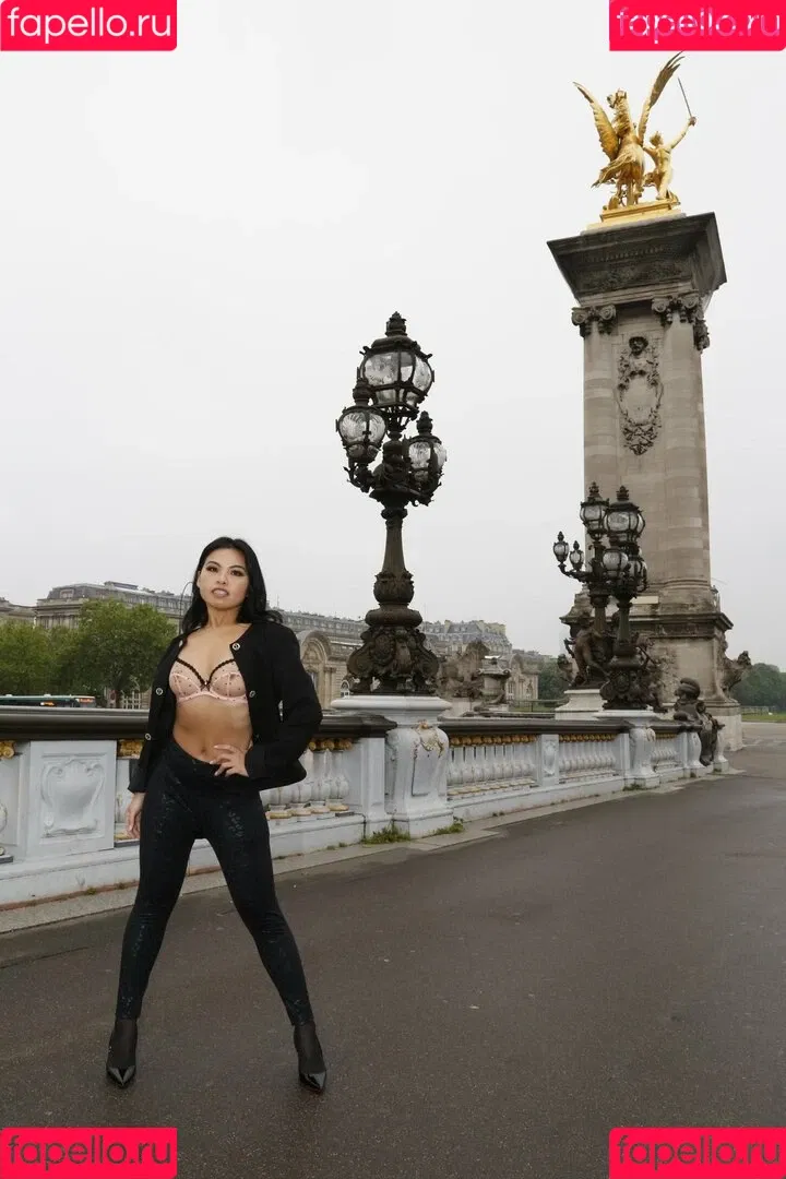 Cindy Starfall / EchoesOfExtacy / clubstarfall / cstar.fall Onlyfans Photo Gallery 