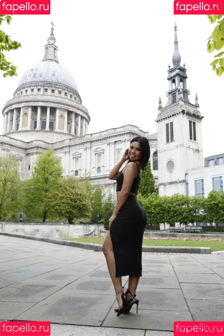 Cindy Starfall / EchoesOfExtacy / clubstarfall / cstar.fall Onlyfans Photo Gallery 