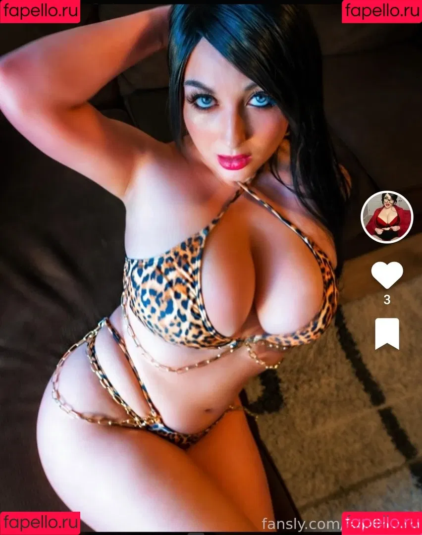 Erin Eevee / Pink Fox / hotpinkfox / pink.fox Onlyfans Photo Gallery 