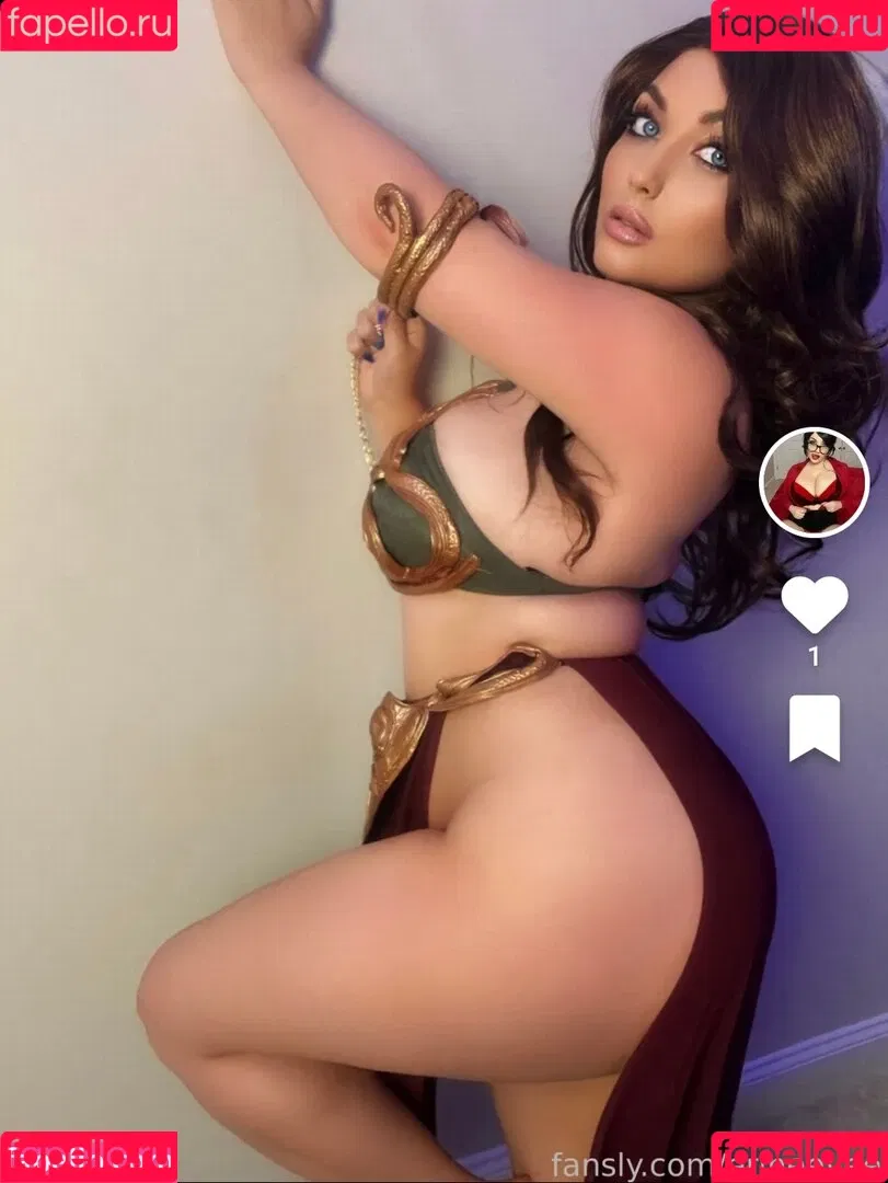 Erin Eevee / Pink Fox / hotpinkfox / pink.fox Onlyfans Photo Gallery 