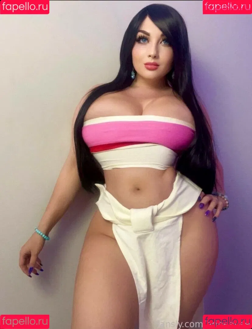Erin Eevee / Pink Fox / hotpinkfox / pink.fox Onlyfans Photo Gallery 