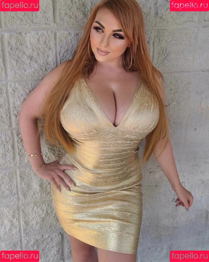 Erin Eevee / Pink Fox / hotpinkfox / pink.fox Onlyfans Photo Gallery 
