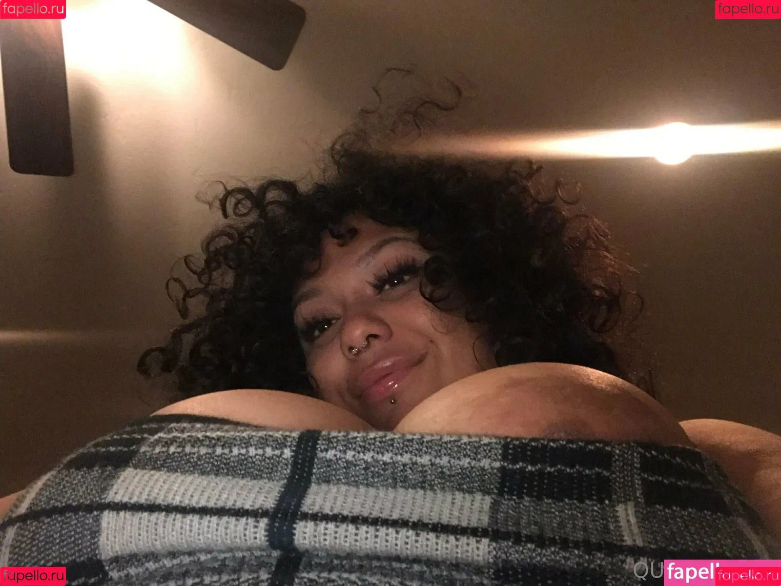 queencurls / queencurlsofficial / satanicurls Onlyfans Photo Gallery 