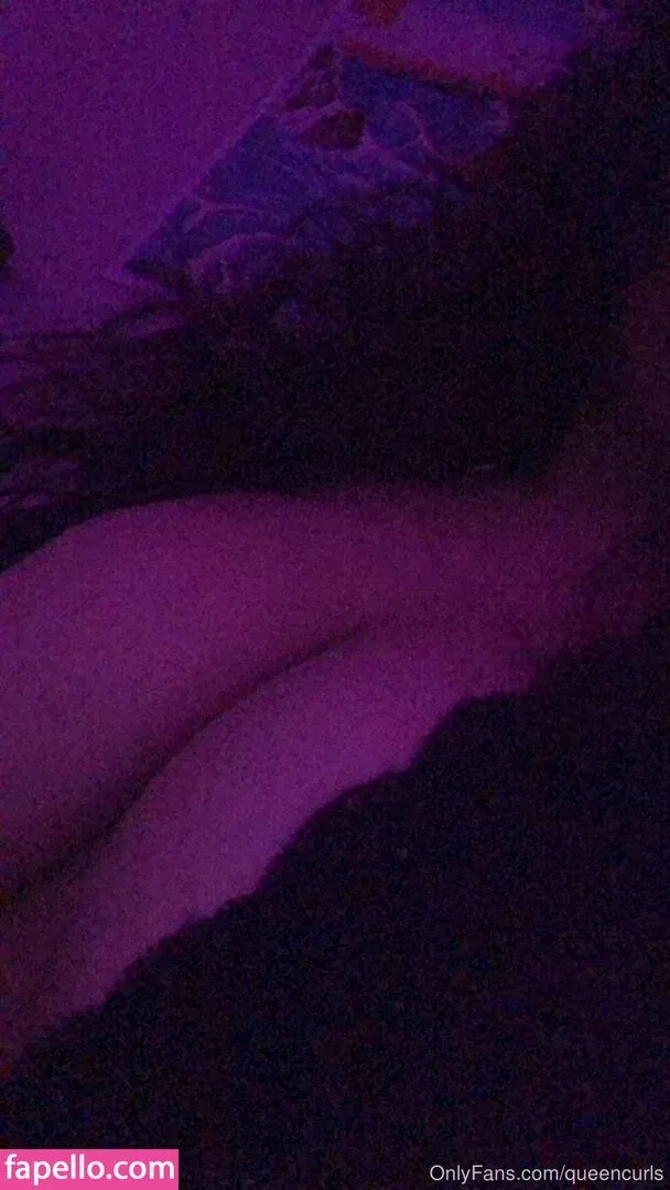 queencurls / queencurlsofficial / satanicurls Onlyfans Photo Gallery 