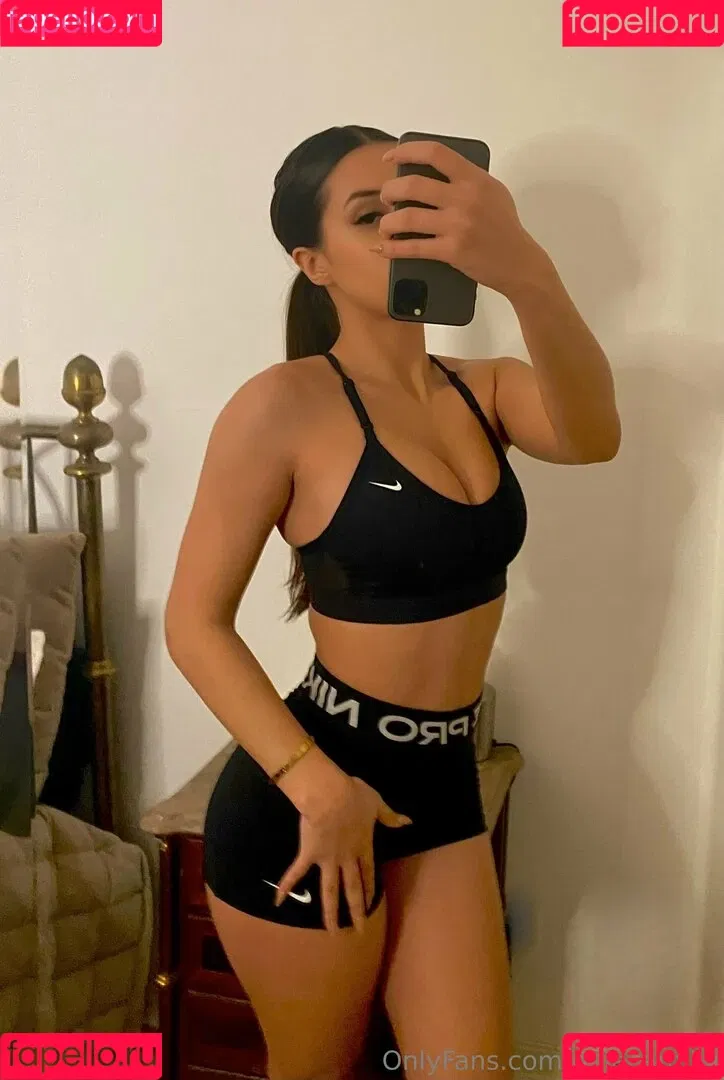 milacamilla / milacamills Onlyfans Photo Gallery 