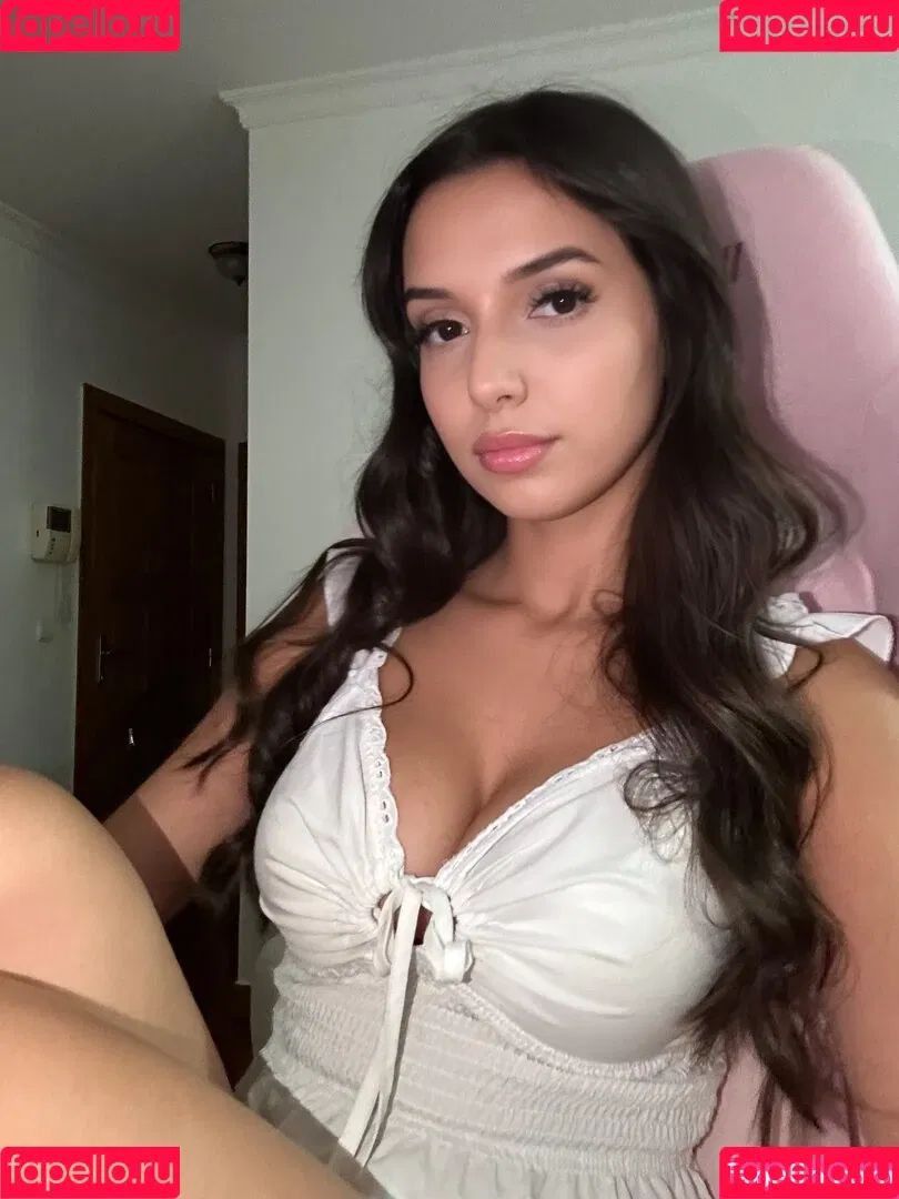 milacamilla / milacamills Onlyfans Photo Gallery 