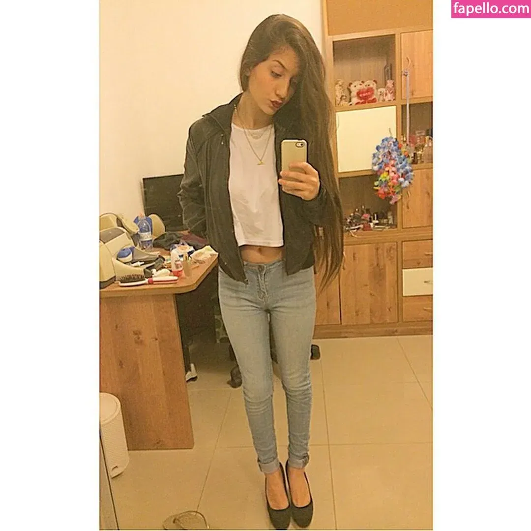 Sapir Hazansky / sapiradona / sapirhazansky Onlyfans Photo Gallery 