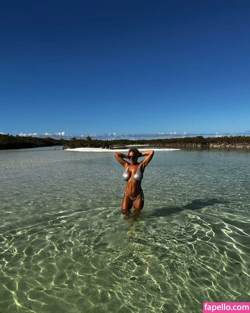 Echo Elliot / Echolikesyoga / https: Onlyfans Photo Gallery 