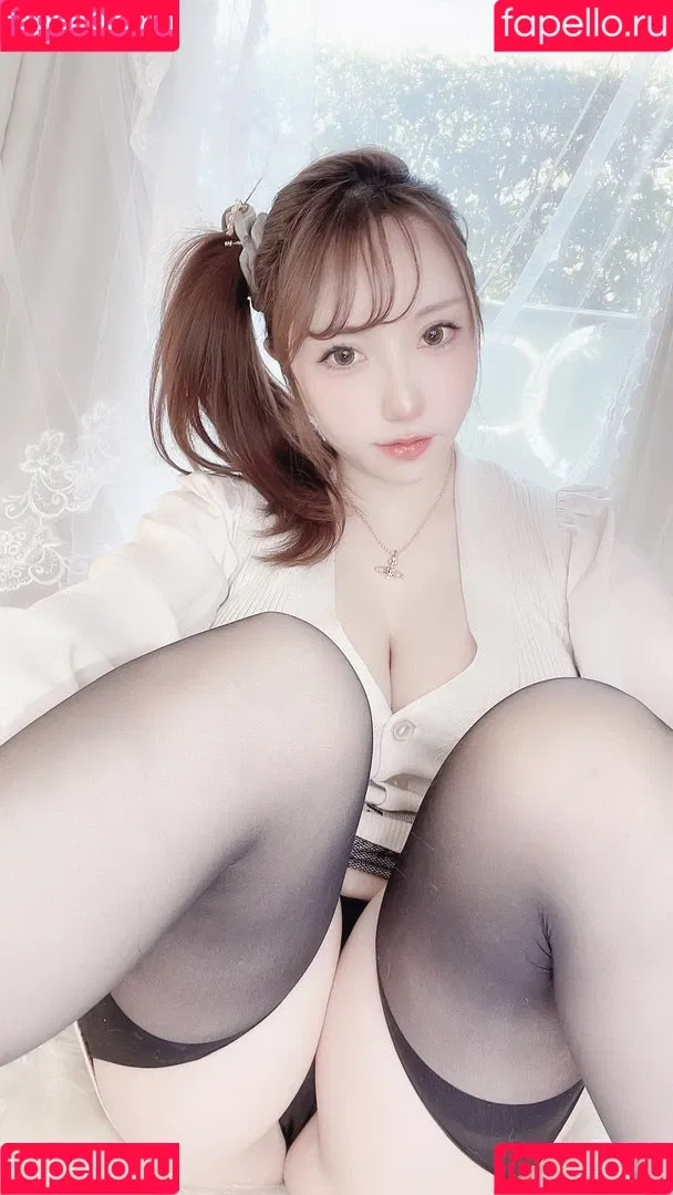 Saku / alice_mather / saku93 Onlyfans Photo Gallery 