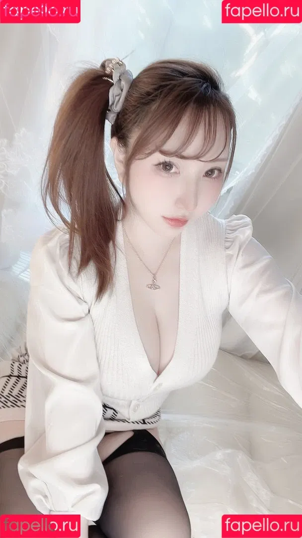 Saku / alice_mather / saku93 Onlyfans Photo Gallery 