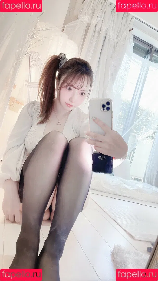 Saku / alice_mather / saku93 Onlyfans Photo Gallery 