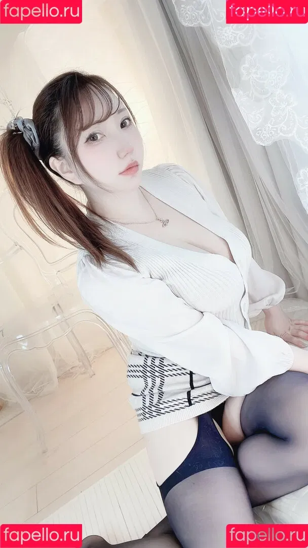 Saku / alice_mather / saku93 Onlyfans Photo Gallery 