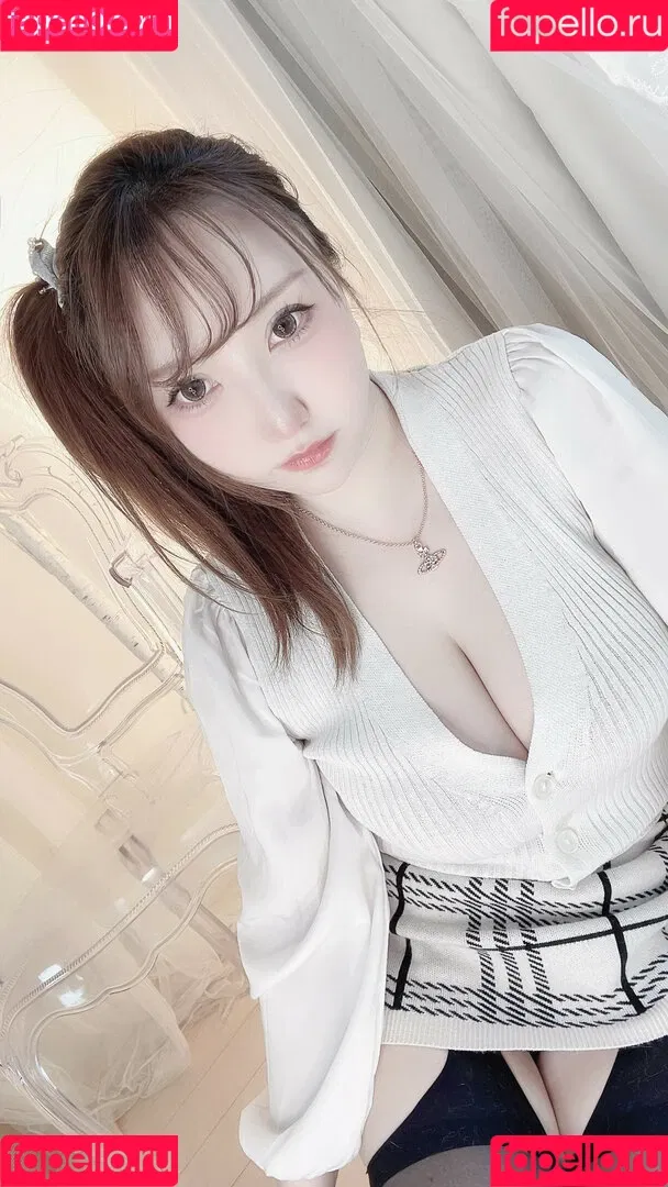 Saku / alice_mather / saku93 Onlyfans Photo Gallery 