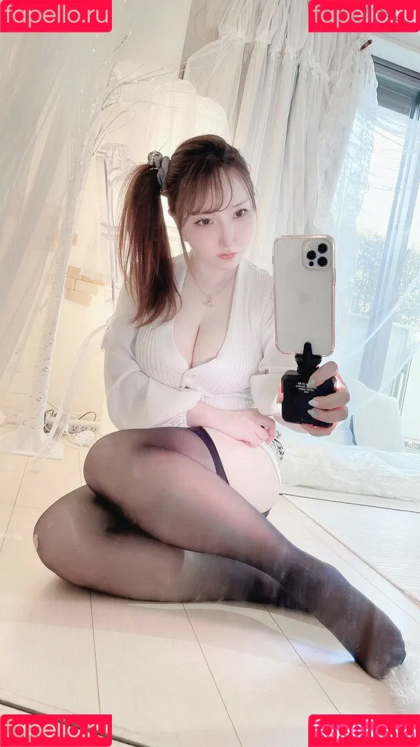 Saku / alice_mather / saku93 Onlyfans Photo Gallery 