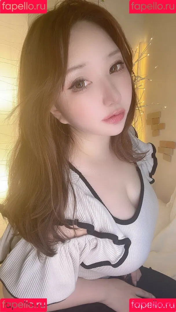 Saku / alice_mather / saku93 Onlyfans Photo Gallery 