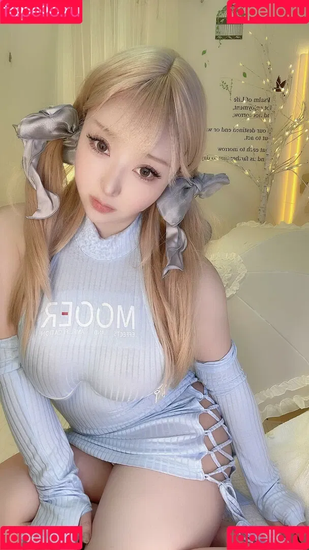 Saku / alice_mather / saku93 Onlyfans Photo Gallery 