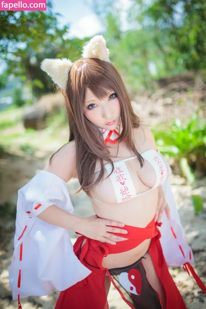 Saku / alice_mather / saku93 Onlyfans Photo Gallery 