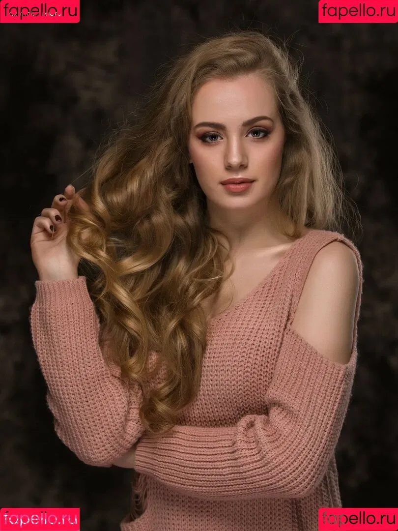 Wiktoria Gasiewska / wiktoria_gasiewska Onlyfans Photo Gallery 