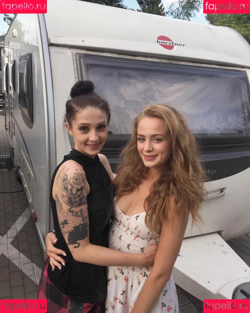 Wiktoria Gasiewska / wiktoria_gasiewska Onlyfans Photo Gallery 