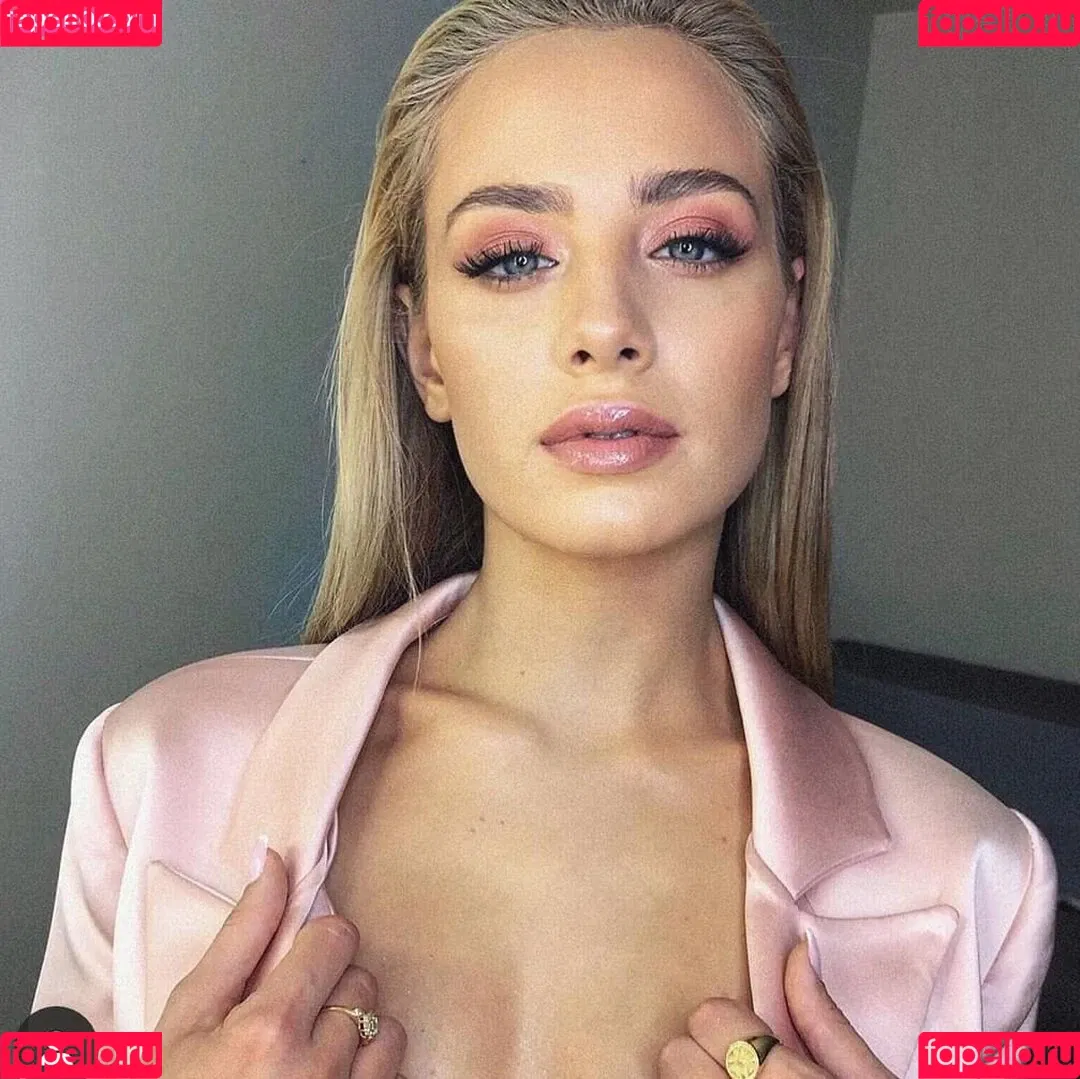 Wiktoria Gasiewska / wiktoria_gasiewska Onlyfans Photo Gallery 
