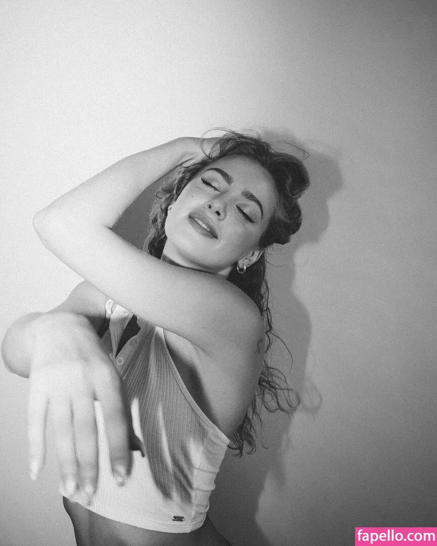 Wiktoria Gasiewska / wiktoria_gasiewska Onlyfans Photo Gallery 