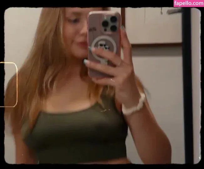 Wiktoria Gasiewska / wiktoria_gasiewska Onlyfans Photo Gallery 