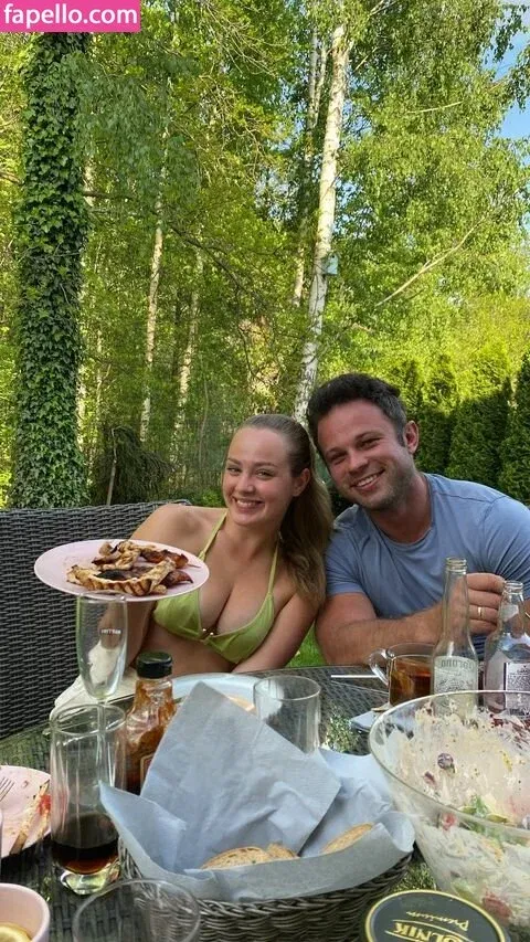 Wiktoria Gasiewska / wiktoria_gasiewska Onlyfans Photo Gallery 