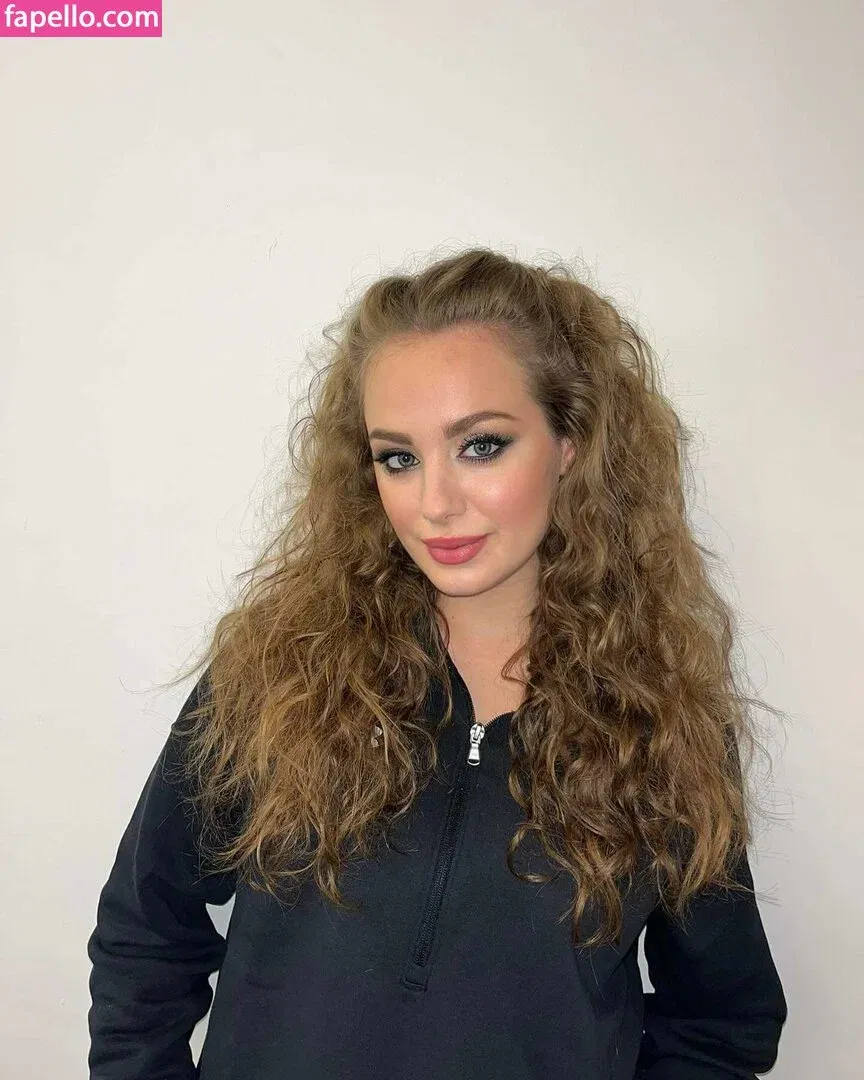 Wiktoria Gasiewska / wiktoria_gasiewska Onlyfans Photo Gallery 