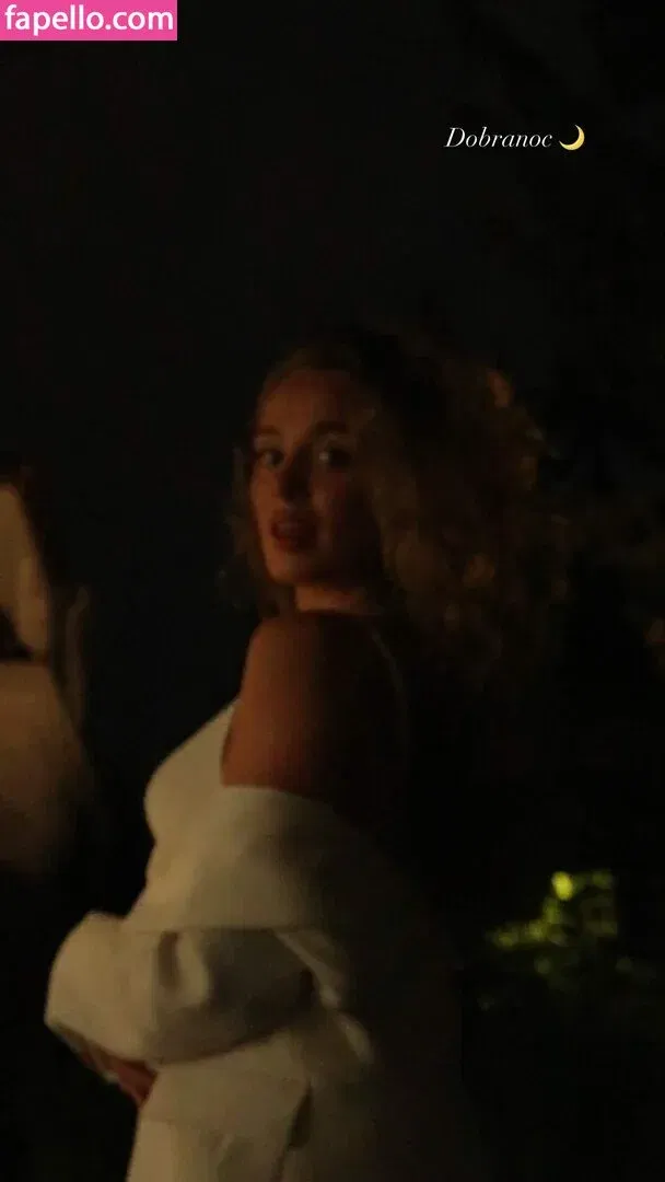 Wiktoria Gasiewska / wiktoria_gasiewska Onlyfans Photo Gallery 