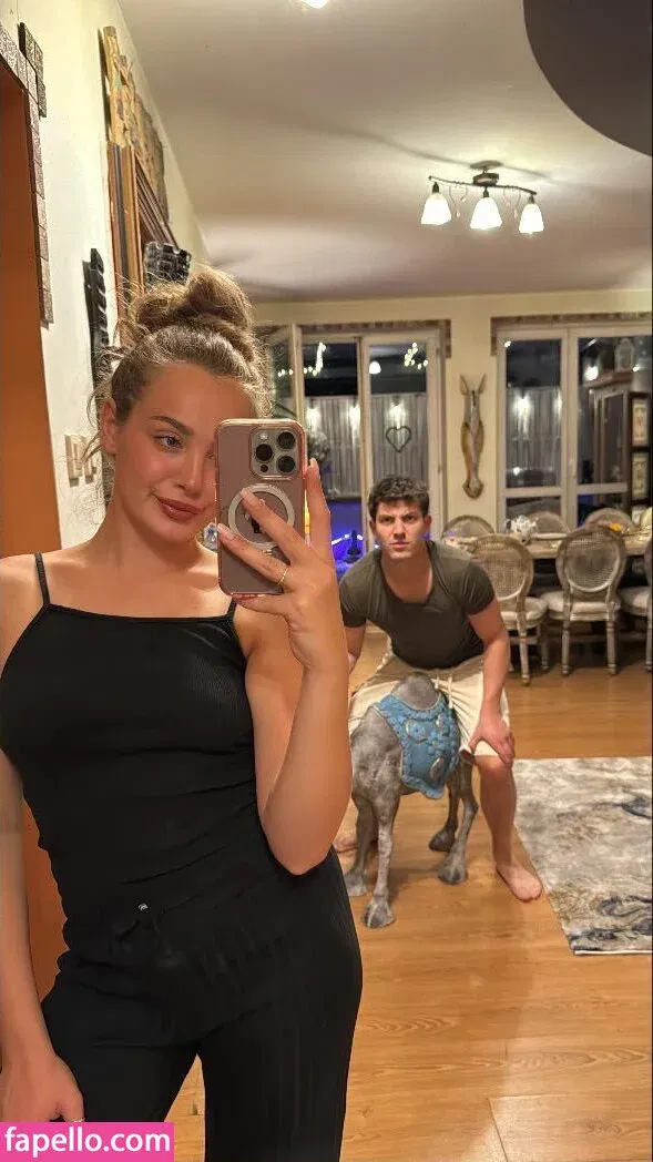 Wiktoria Gasiewska / wiktoria_gasiewska Onlyfans Photo Gallery 