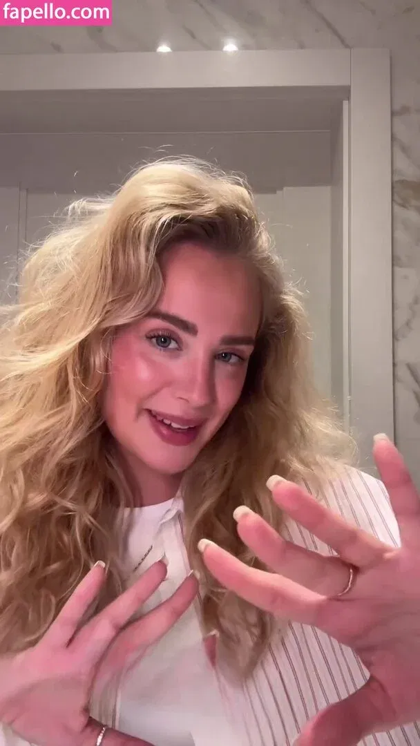 Wiktoria Gasiewska / wiktoria_gasiewska Onlyfans Photo Gallery 