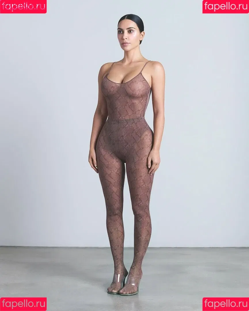 Kim Kardashian / kimkadarshian / kimkardashian Onlyfans Photo Gallery 