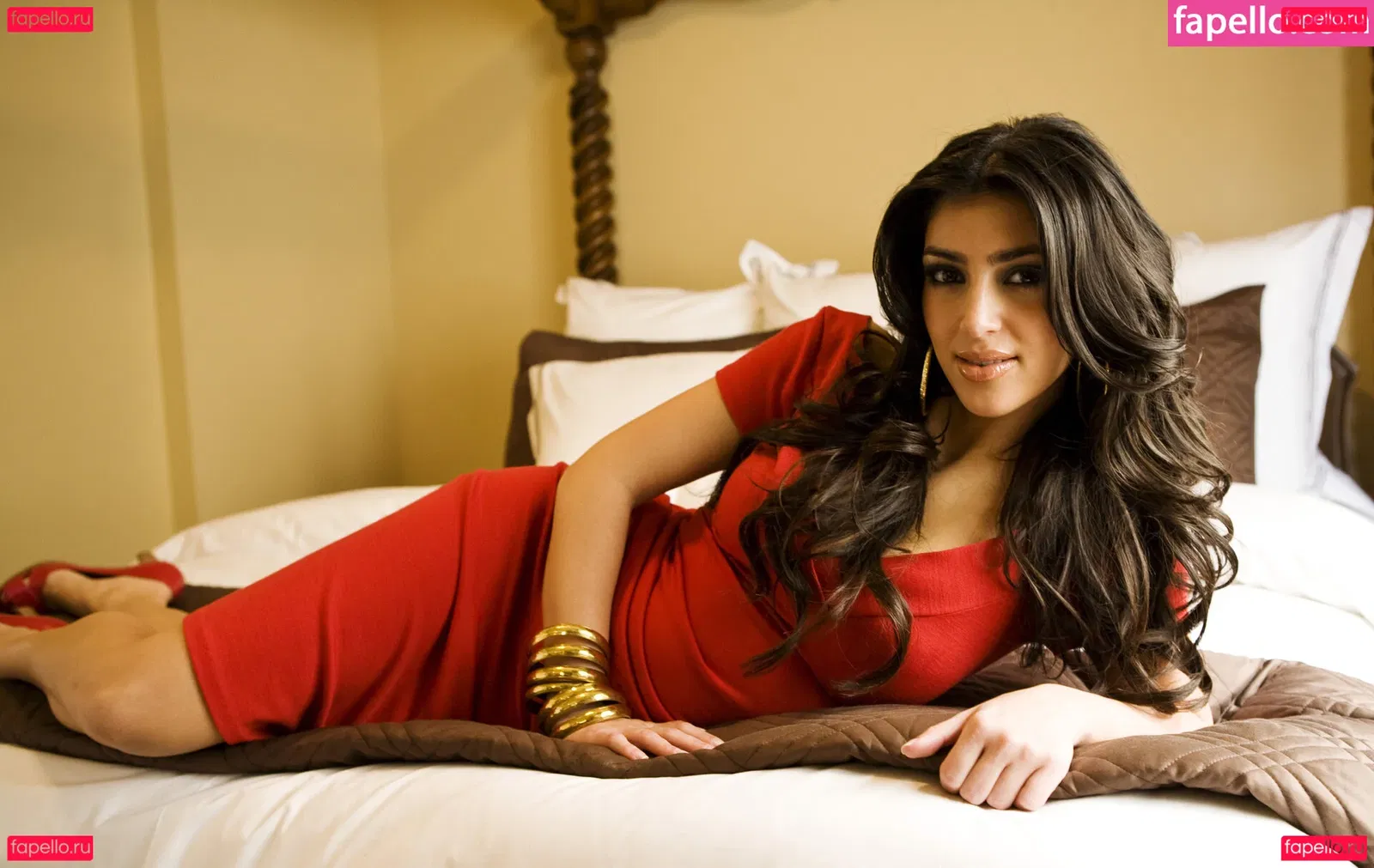 Kim Kardashian / kimkadarshian / kimkardashian Onlyfans Photo Gallery 