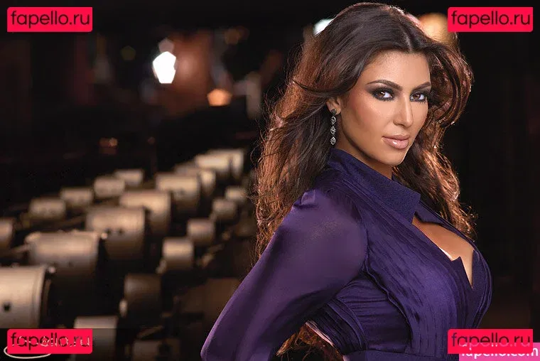 Kim Kardashian / kimkadarshian / kimkardashian Onlyfans Photo Gallery 