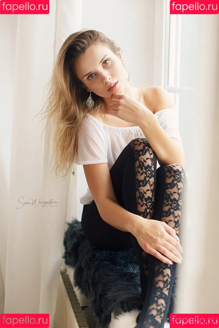 KinkySophiee / kinky_sophiee Onlyfans Photo Gallery 