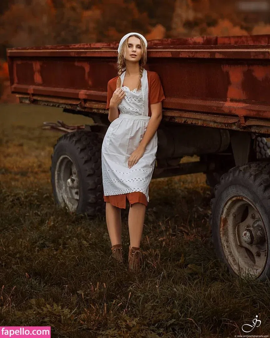 KinkySophiee / kinky_sophiee Onlyfans Photo Gallery 