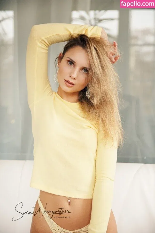 KinkySophiee / kinky_sophiee Onlyfans Photo Gallery 