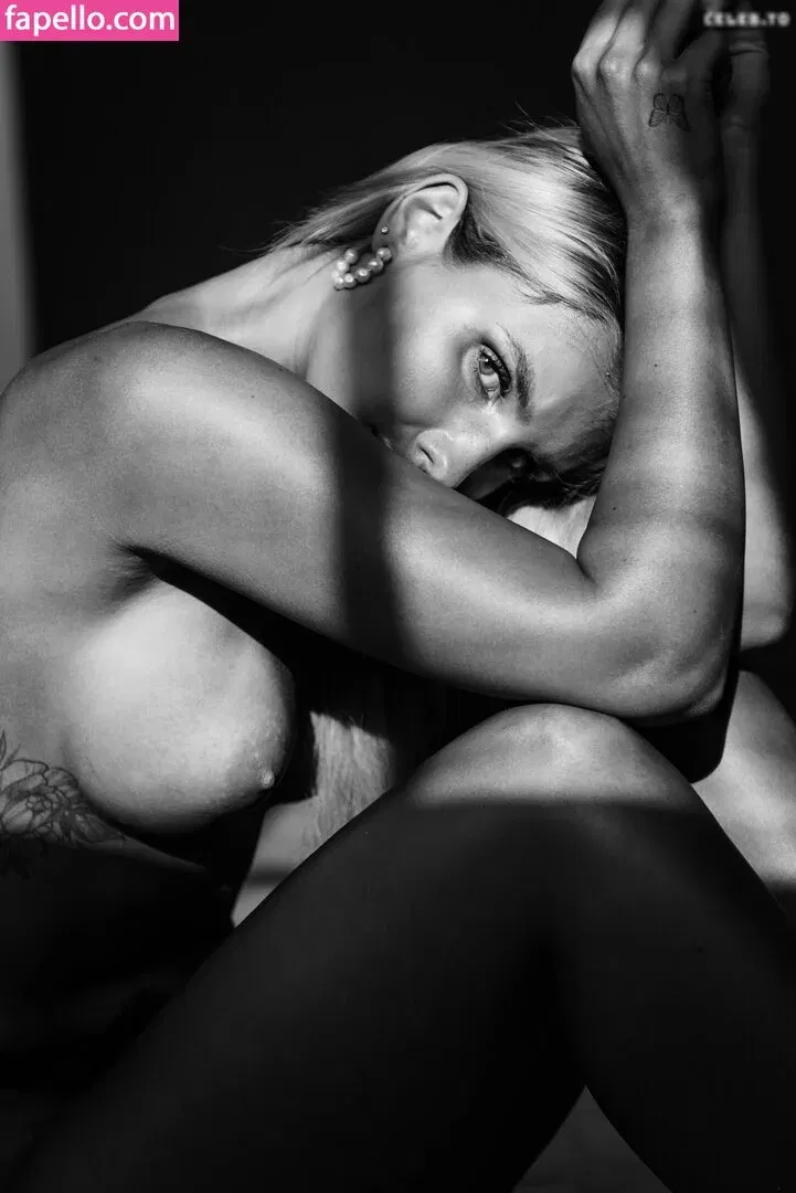 KinkySophiee / kinky_sophiee Onlyfans Photo Gallery 