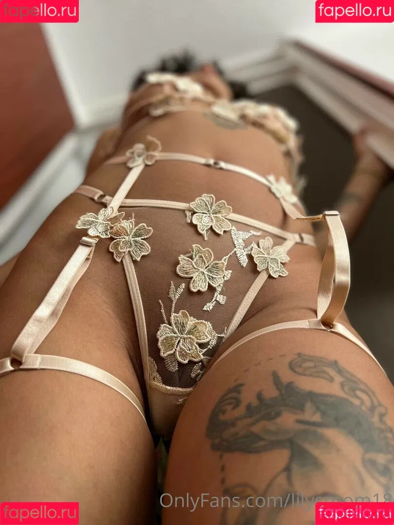Lilys_room18 / lilys_room1 Onlyfans Photo Gallery 