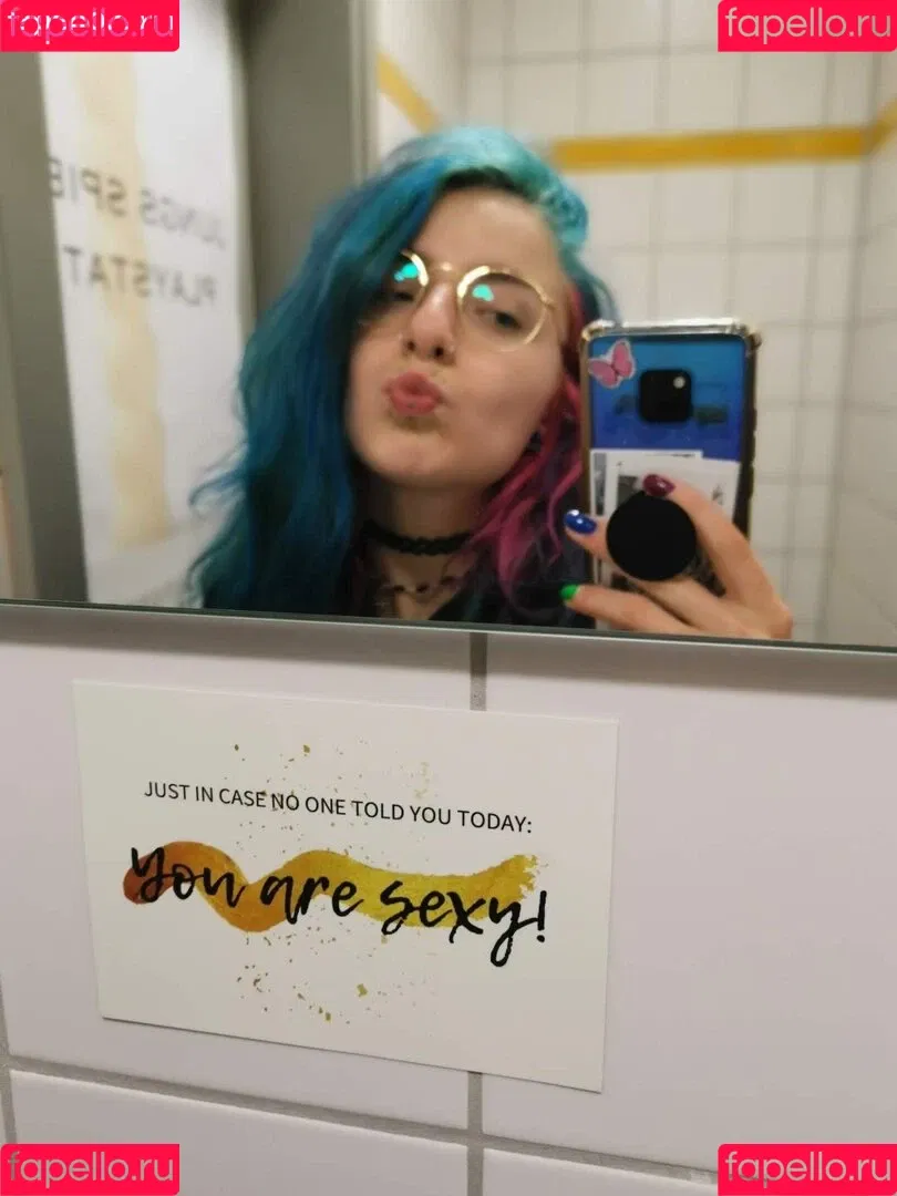 bootyfoxy / littlesidii Onlyfans Photo Gallery 